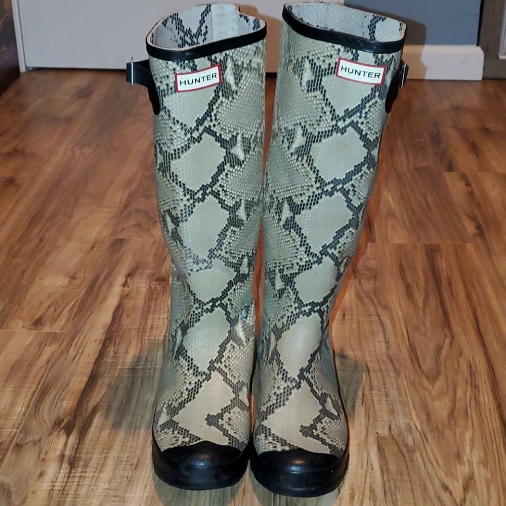Hunter Carnaby Snake Python tall boots